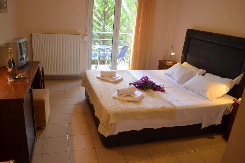Filoxenia Hotel Volos Bagian luar foto